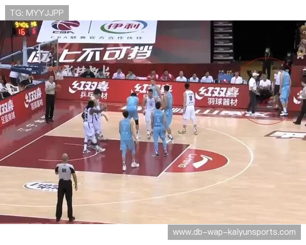 CBA战术板图演变球队打法越来越丰富，篮球战术板画图